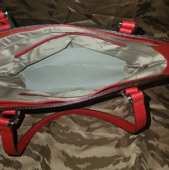 Calvin Klein Purse - Picture 10 of 15